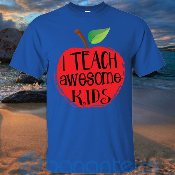I Teach Awesome Kids Red Apple T Shirt Hoodie Sweatshirt Product Photo