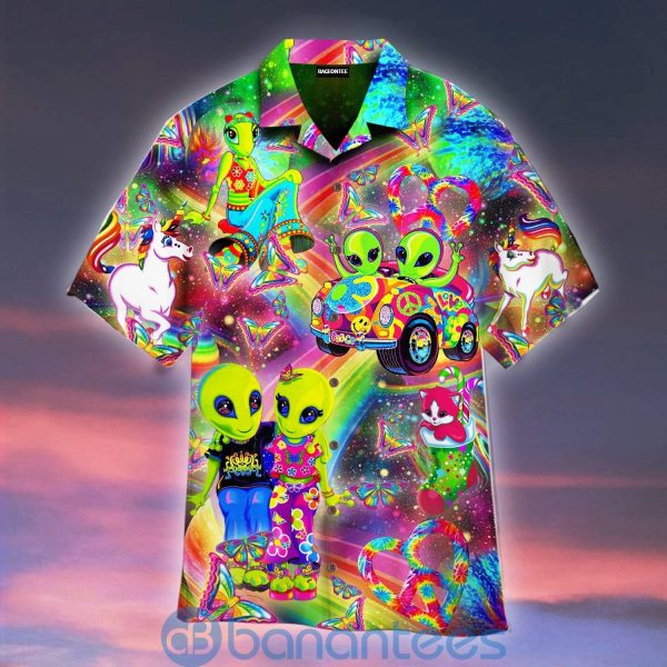Rainbow Sweet Couple Alien Valentine Hawaiian Shirt Product Photo