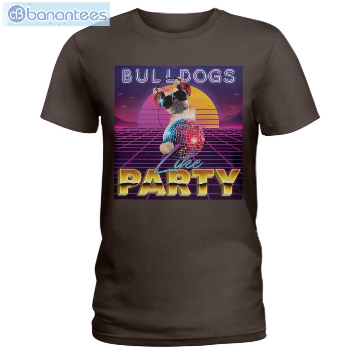Dog Party Bulldogs Like Party Retro T-Shirt Long Sleeve Tee Dog Party Bulldogs Like Party Retro T-Shirt Long Sleeve Tee Product Photo 5
