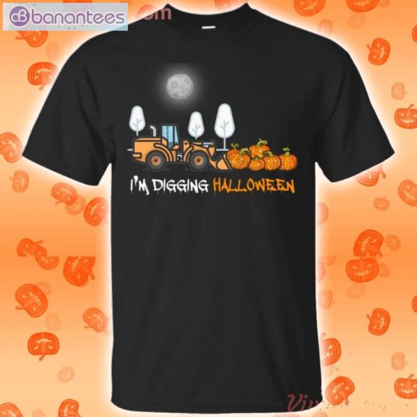 I'm Digging Halloween Construction Tractor T-Shirt Product Photo 1