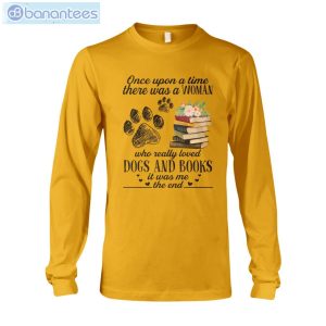Woman Really Loved Dogs And Books T-Shirt Long Sleeve Tee Product Photo 10
