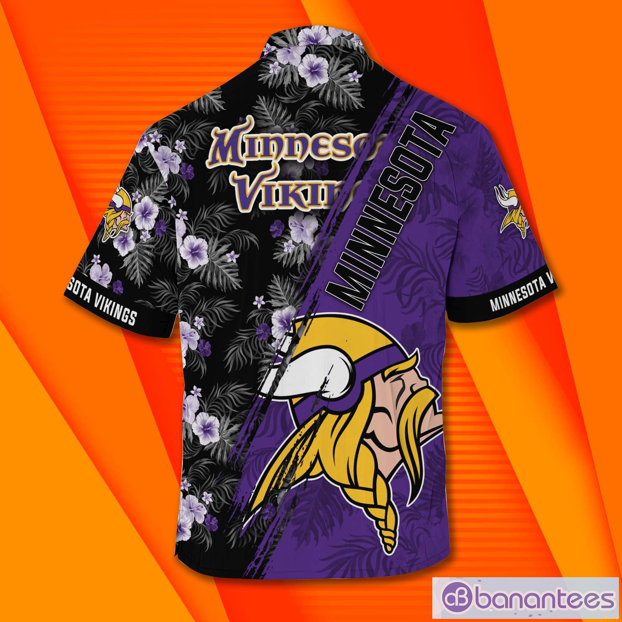 Minnesota Vikings NFL Mickey Mouse Short Sleeves Hawaiian Shirt Product Photo 1