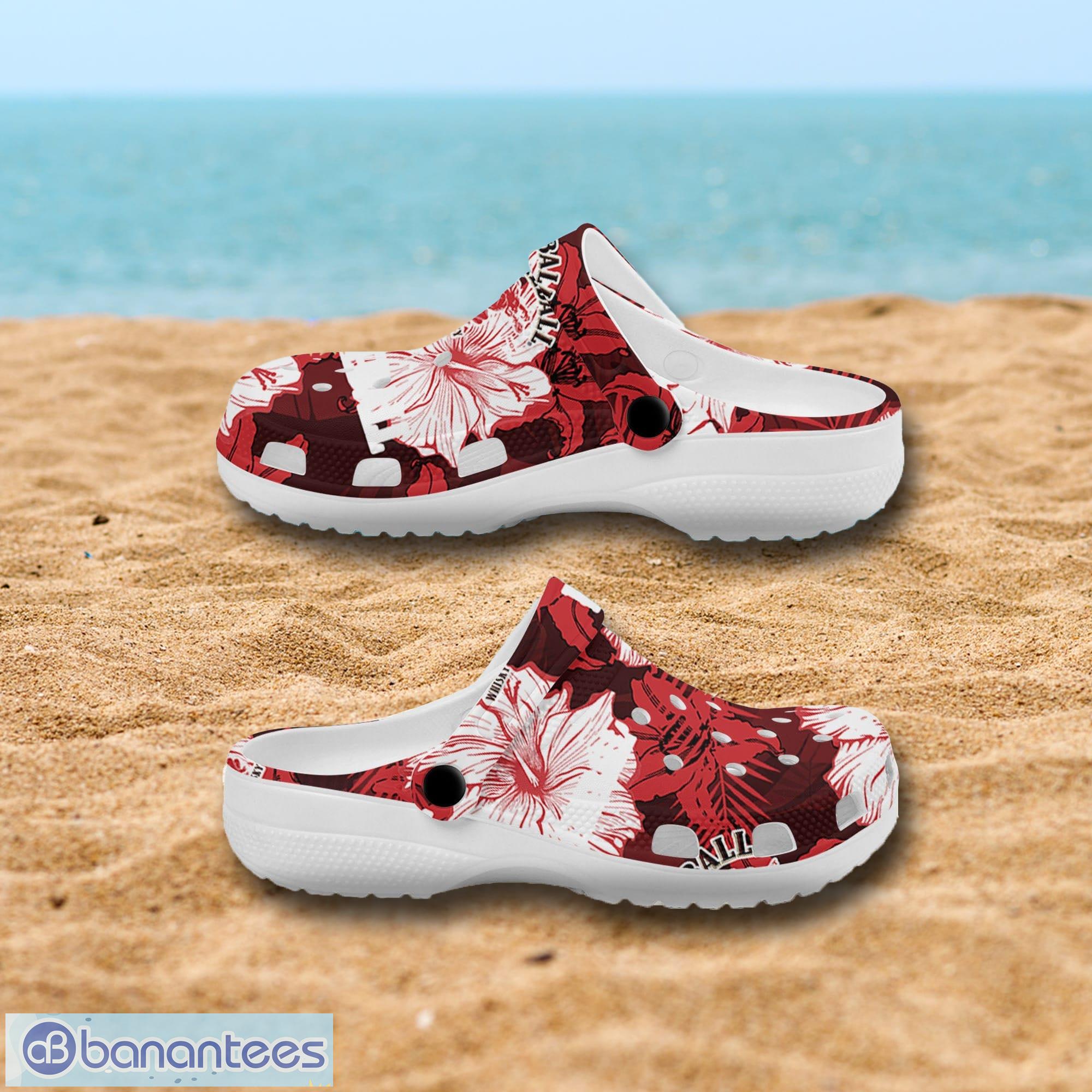 Women's crocs freesail online florals clog