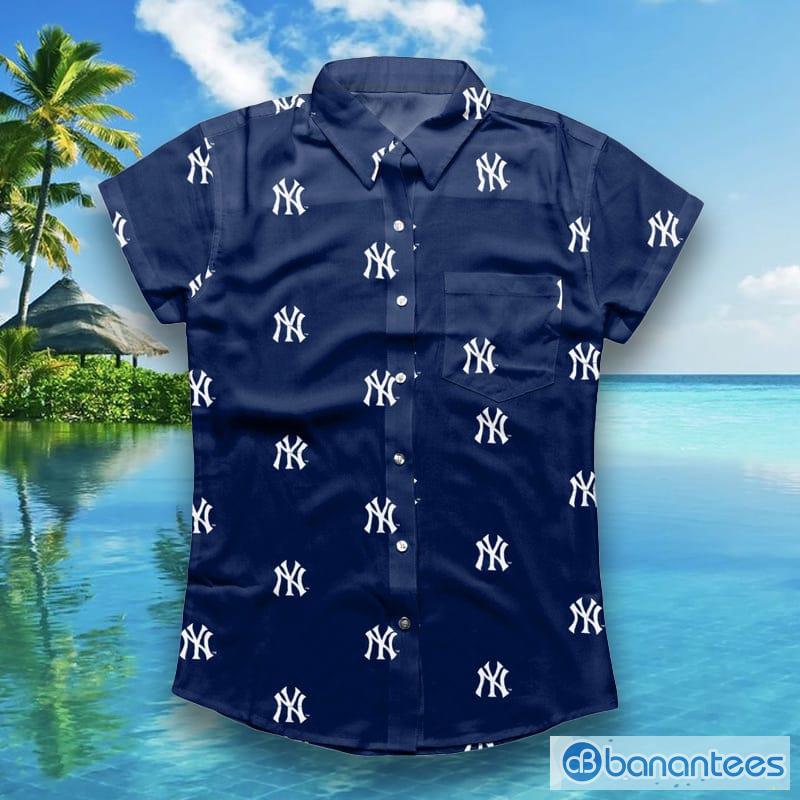 New York Yankees MLB Logo Blast Womens Hawaiian Shirt - Banantees