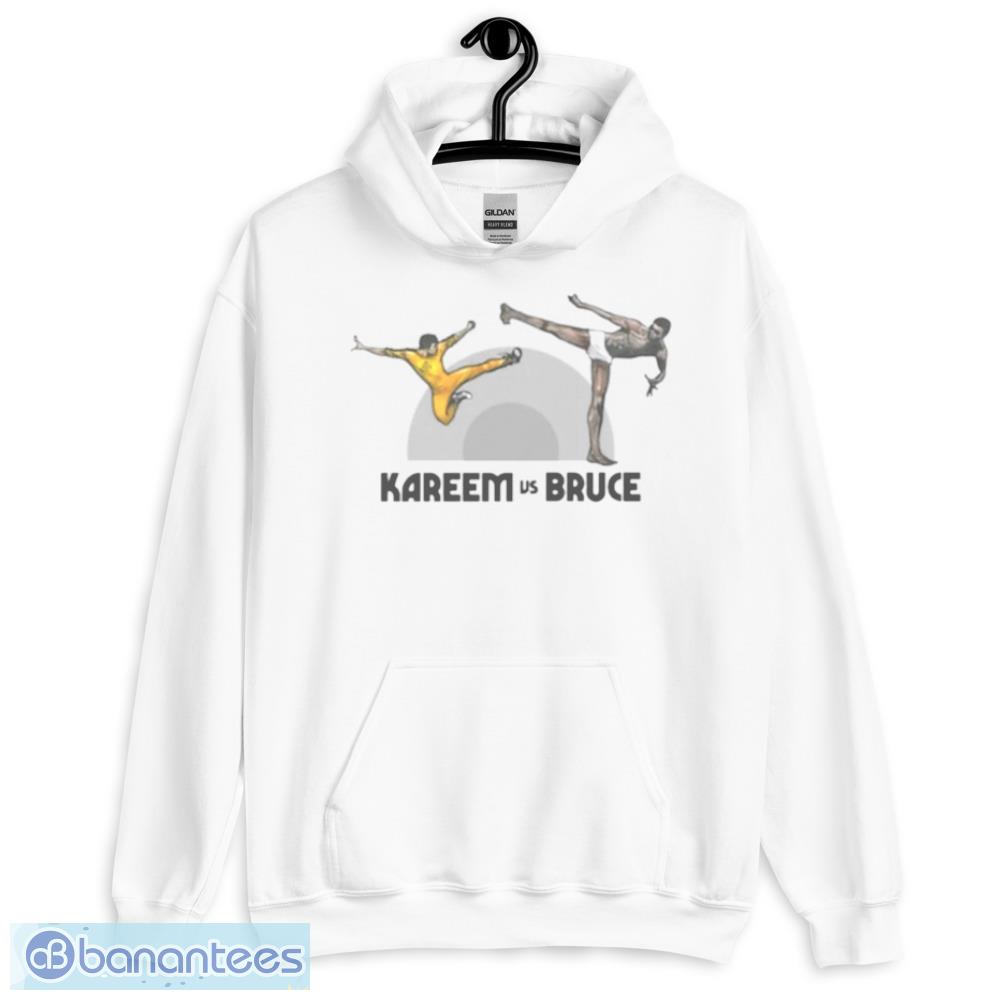 Kareem Abdul Jabbar wearing Kareem vs Bruce shirt - 18500 Unisex Heavy Blend Hooded Sweatshirt-1 Kareem Abdul Jabbar wearing Kareem vs Bruce shirt - 18500 Unisex Heavy Blend Hooded Sweatshirt-1
