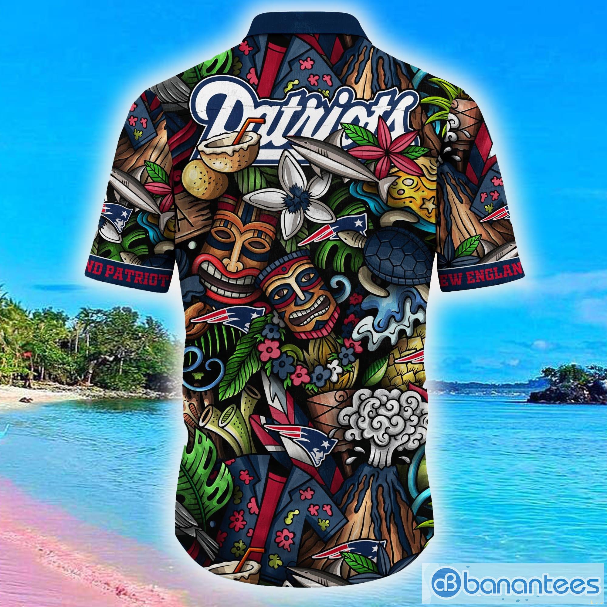 New England Patriots NFL And Palm Trees Hawaii Style 3D T-Shirt - Banantees