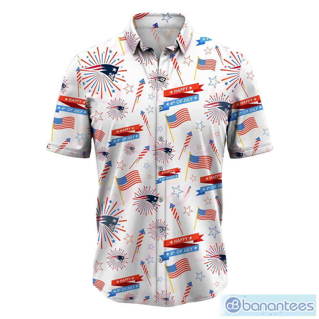 New England Patriots Custom Name NFL Floral Hawaiian Shirt And Shorts Gift  For Men And Women Fans - Banantees