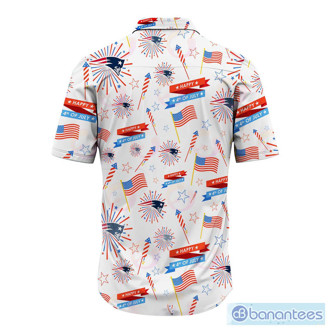 New England Patriots Custom Name NFL Floral Hawaiian Shirt And Shorts Gift  For Men And Women Fans - Banantees