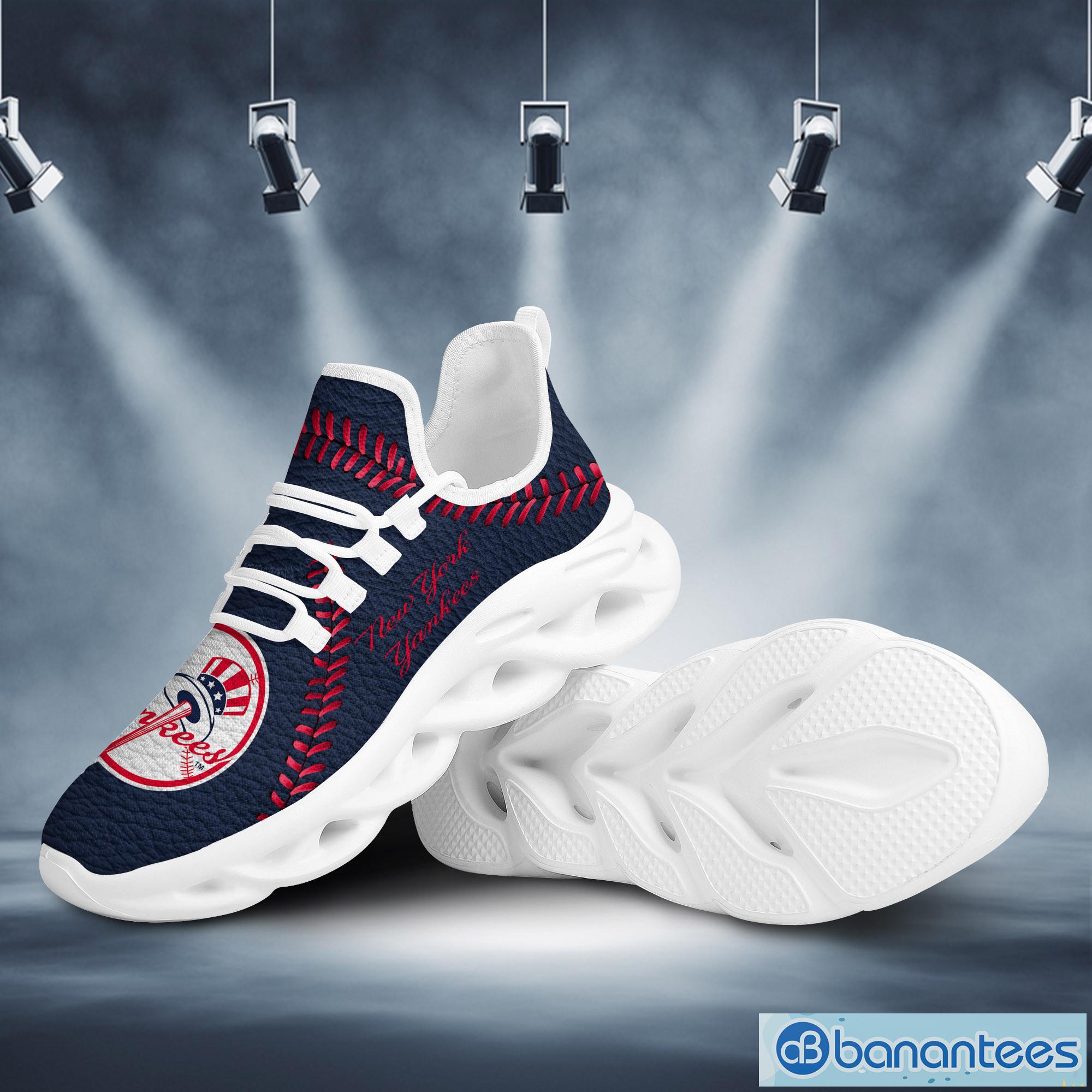 Custom Name Shoes New York Yankees Striped Max Soul Shoes Sport Sneakers -  Banantees