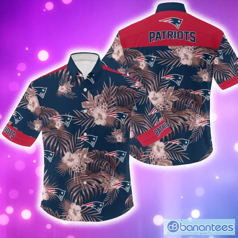 New England Patriots Floral Summer Gift Hawaiian Shirt And Shorts -  Banantees