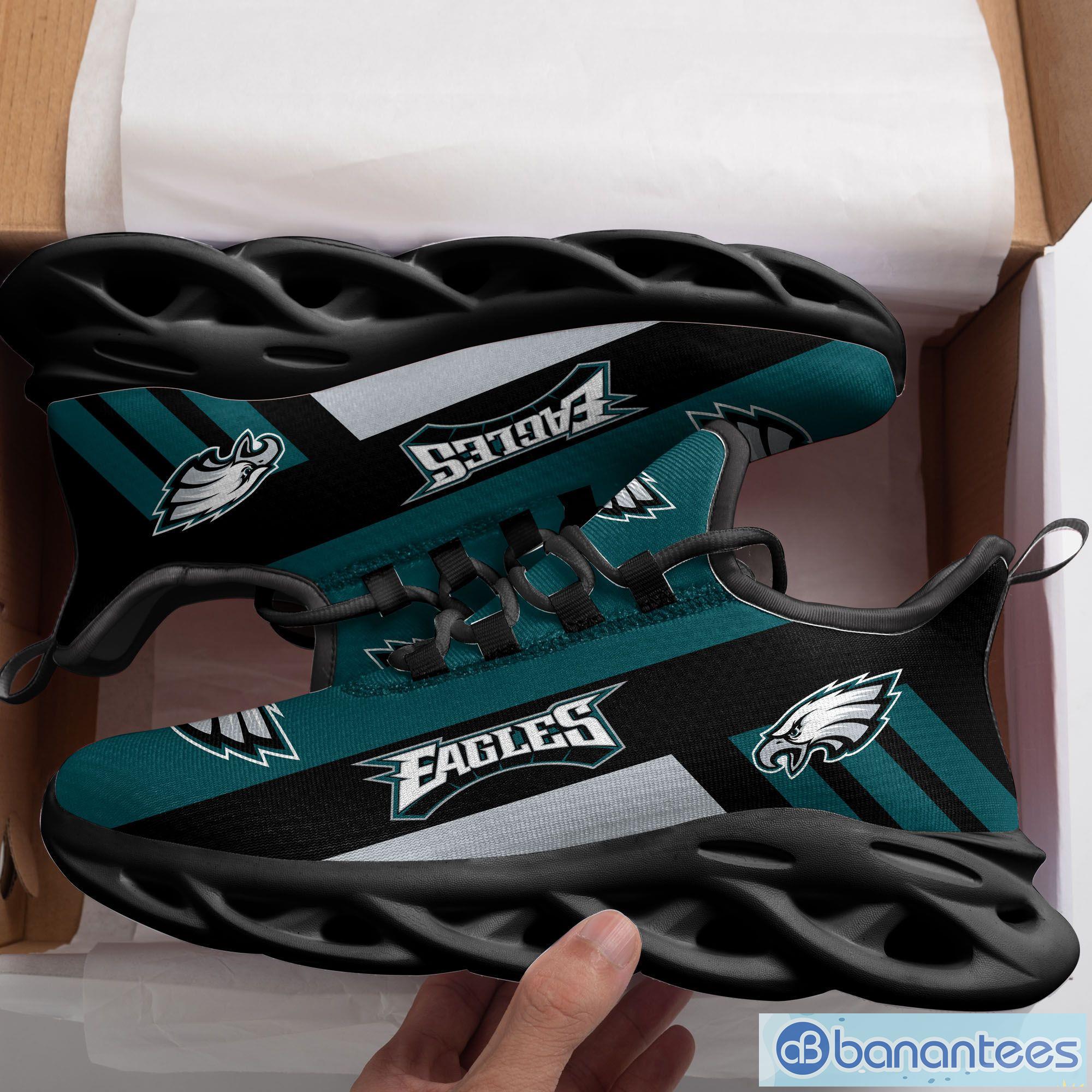 Philadelphia Eagles Logo Black Stripe Running Sneaker Max Soul