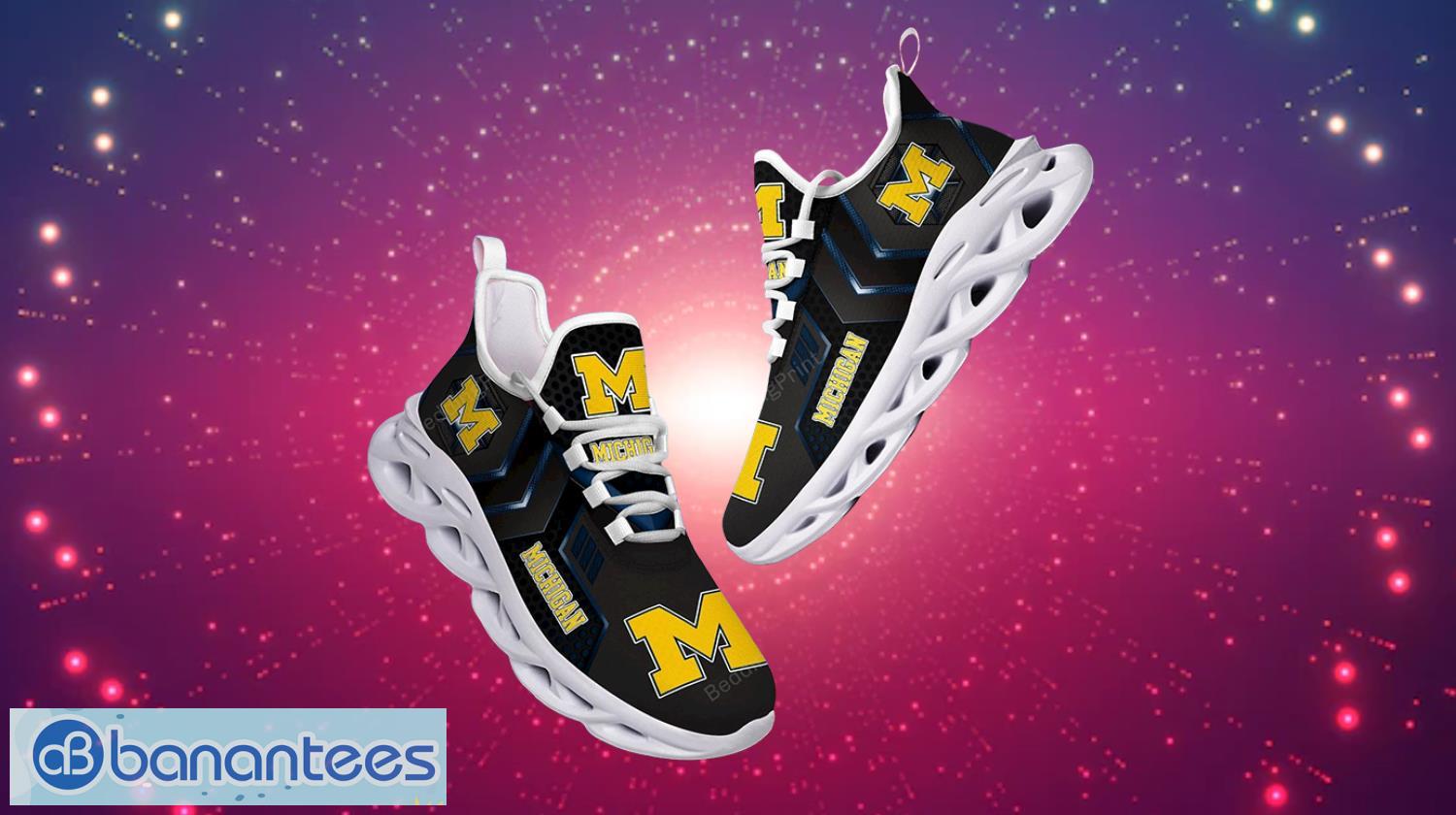 Hot Trend Michigan Wolverines NCAA Max Soul Shoes Product Photo 2