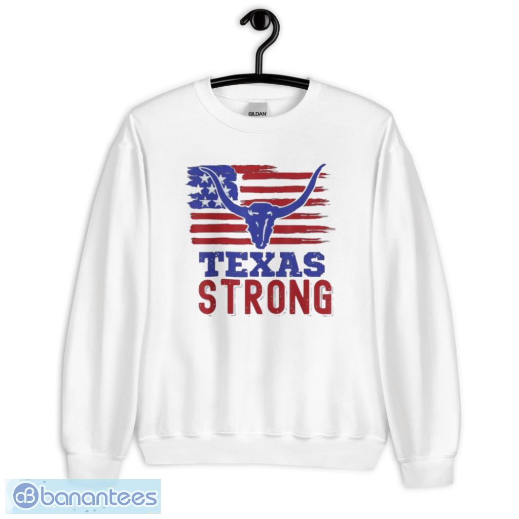 US Flag Texas Strong Bull T-Shirt Product Photo 2