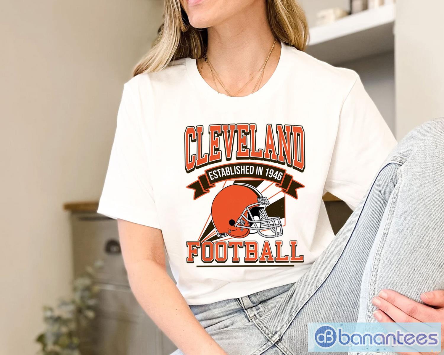 Cleveland Football Team T-Shirt Sweatshirt Hoodie, Cleveland