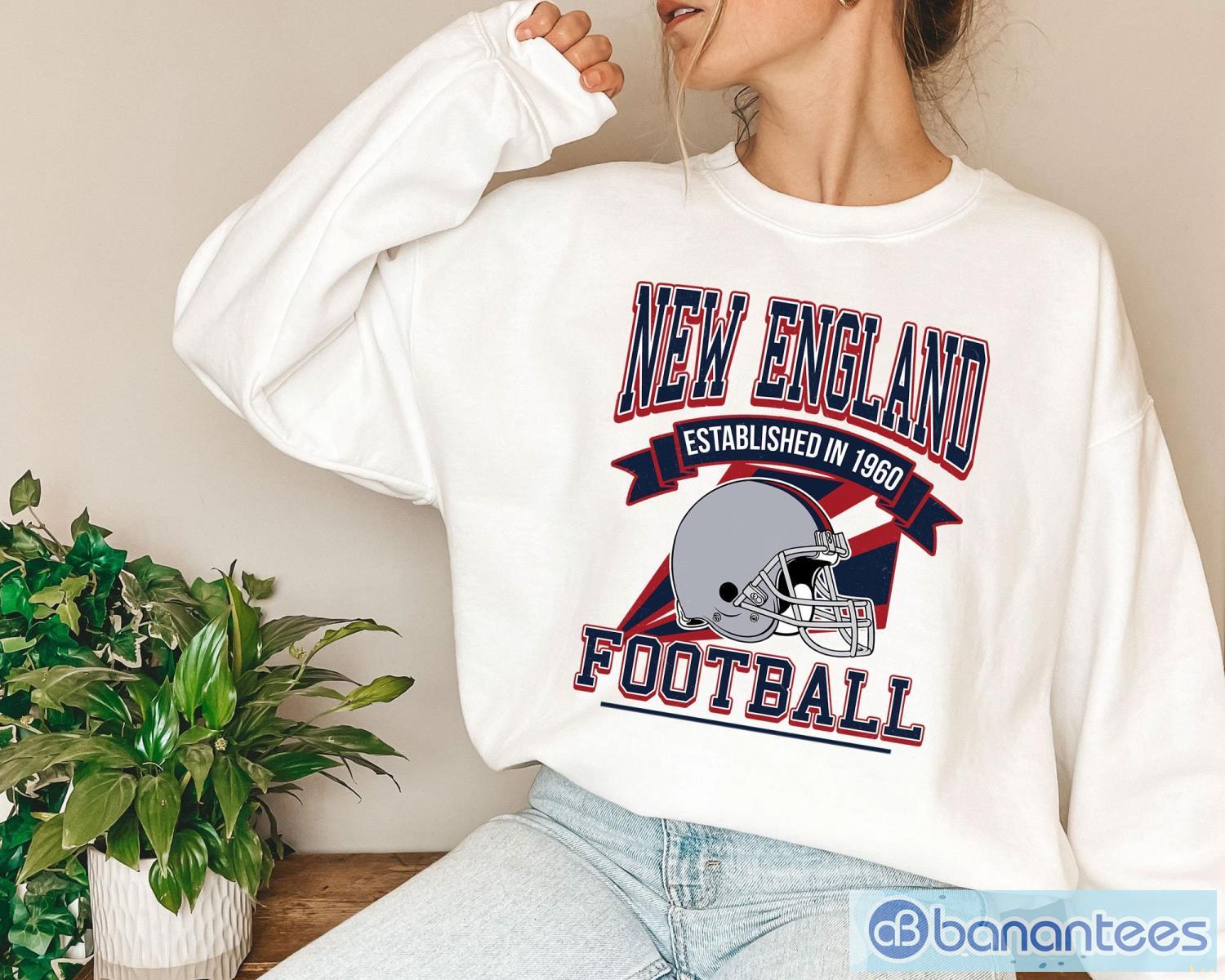 New England Patriots Vintage Ad Heavyweight T-Shirt, hoodie, sweater, long  sleeve and tank top