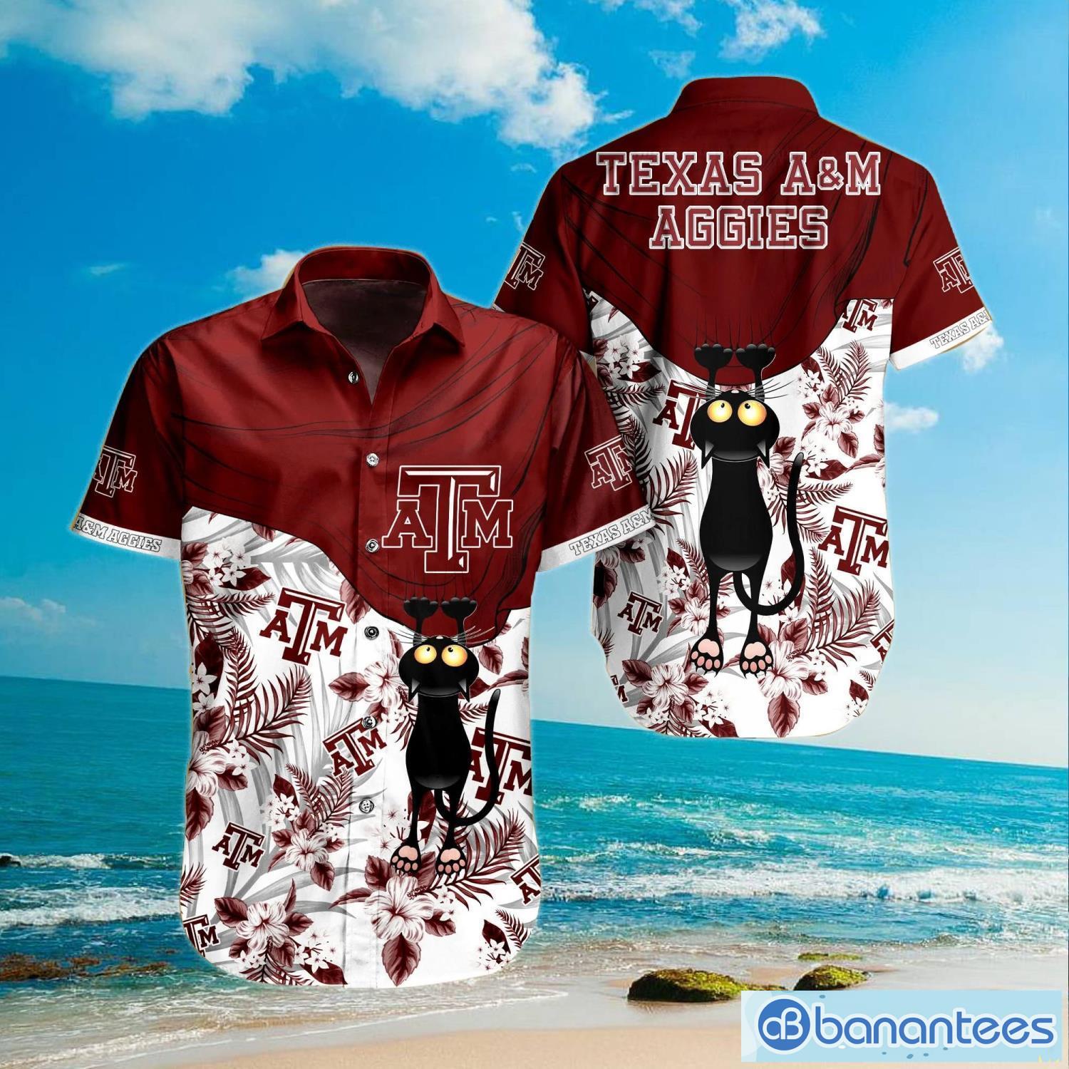 LIMITED] Texas A&M Aggies Summer Hawaiian Shirt And Shorts, With Tropical  Patterns For Fans