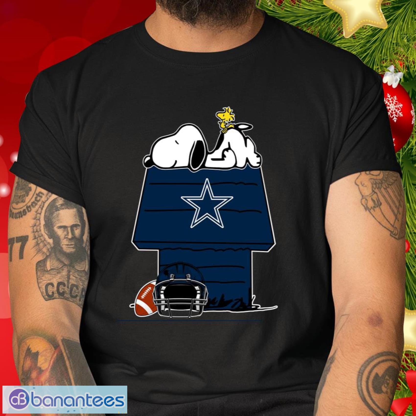 Dallas Cowboys NFL Football The Peanuts Movie Adorable Snoopy T Shirt -  Banantees