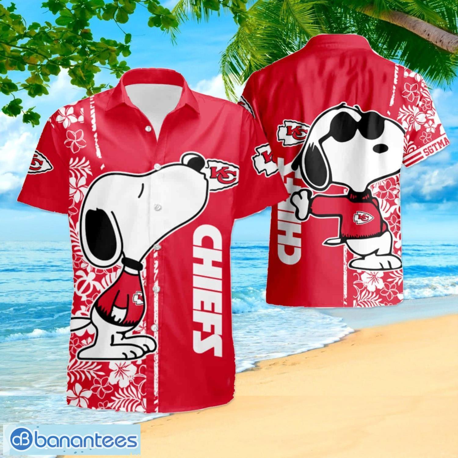 Snoopy Kansas City Chiefs Summer Gift Hawaiian Shirt And Shorts - Banantees