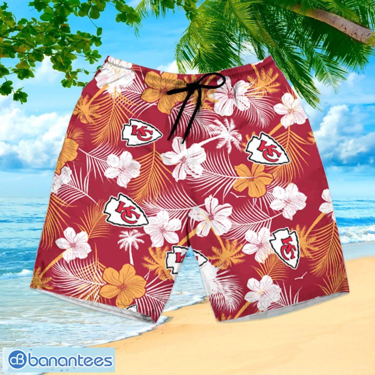 Kansas City Chiefs NFL Hawaiian Shirt And Shorts Summer Vacation Gift -  Banantees