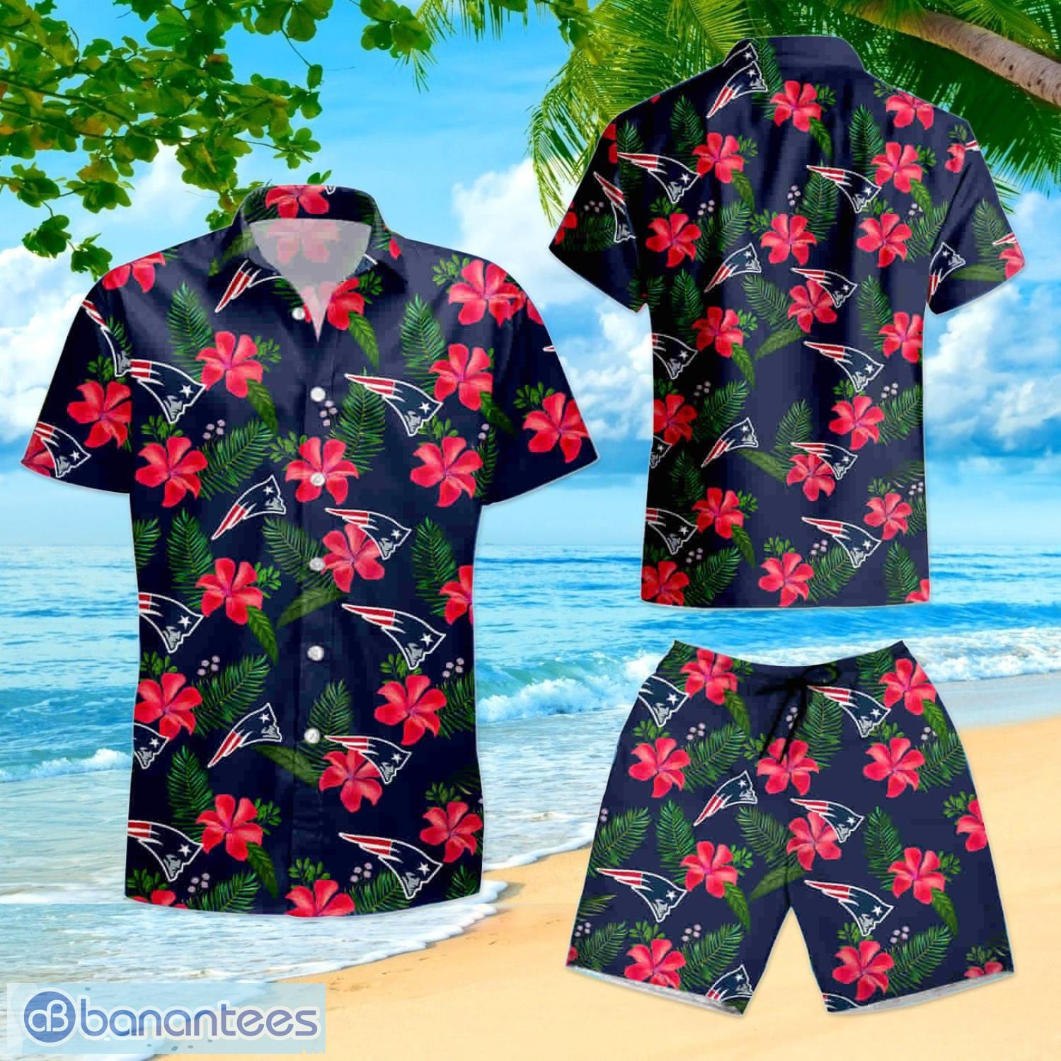 New England Patriots Nfl Tommy Bahama Hawaiian Shirt And Shorts Best Gift  For Summer Vacation - Banantees