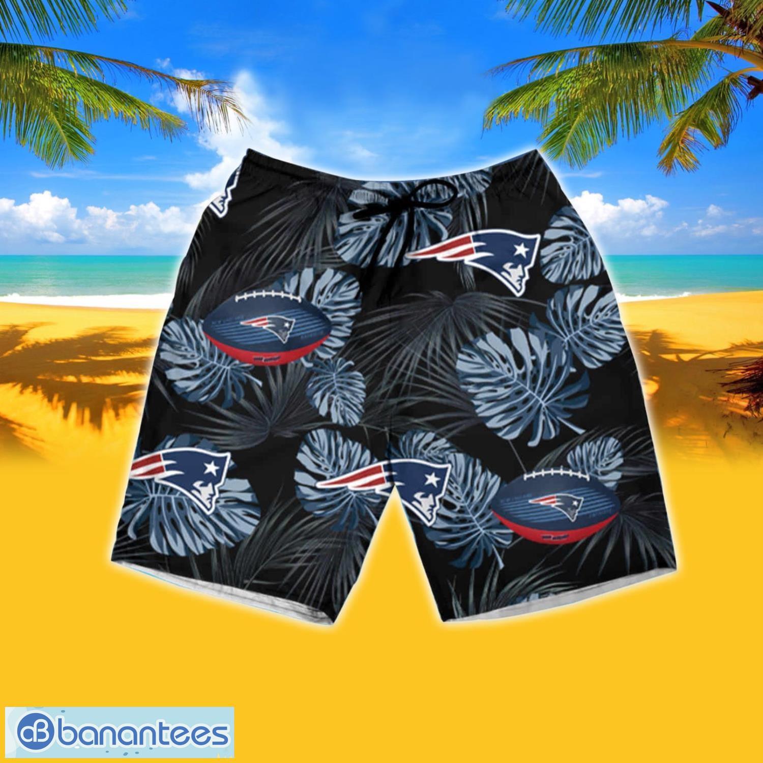 New England Patriots Tropical Flower Hawaiian Shirt And Shorts Best Gift  For Summer Vacation - Banantees