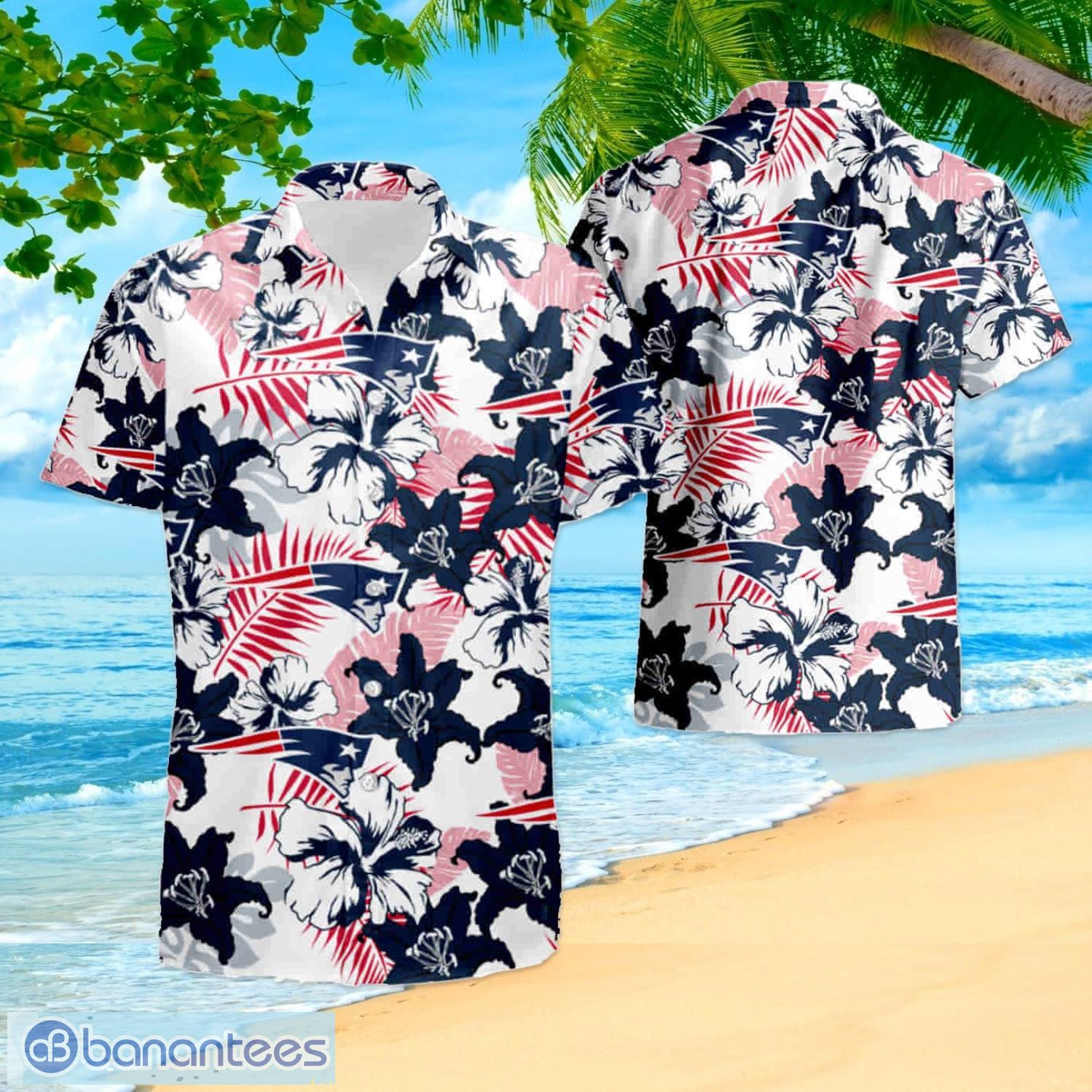 New England Patriots Nfl Tommy Bahama Hawaiian Hawaiian Shirt And