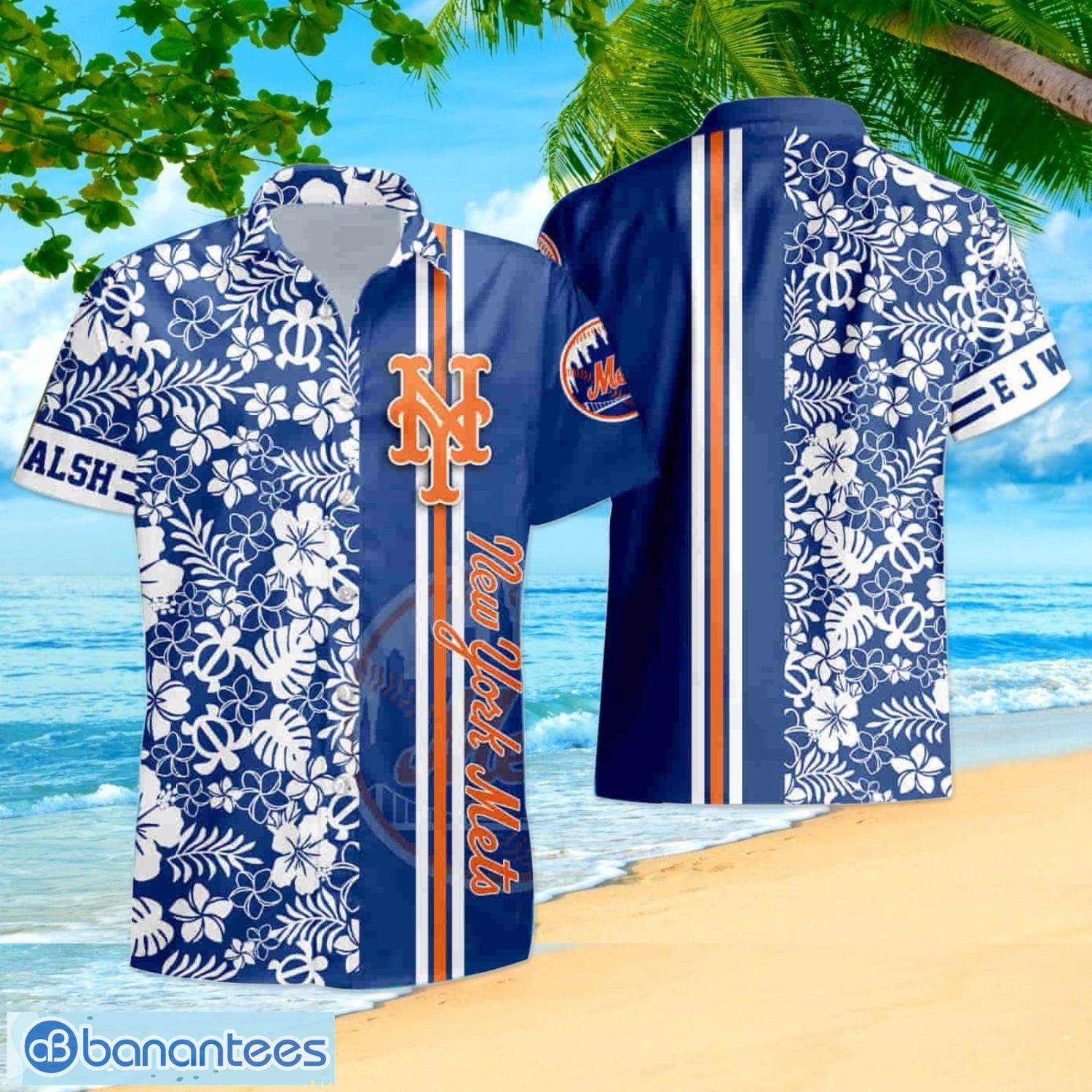 Newyork Yankees Hawaii Style Shirt Trending Summer Hawaiian Shirt And  Shorts - Banantees