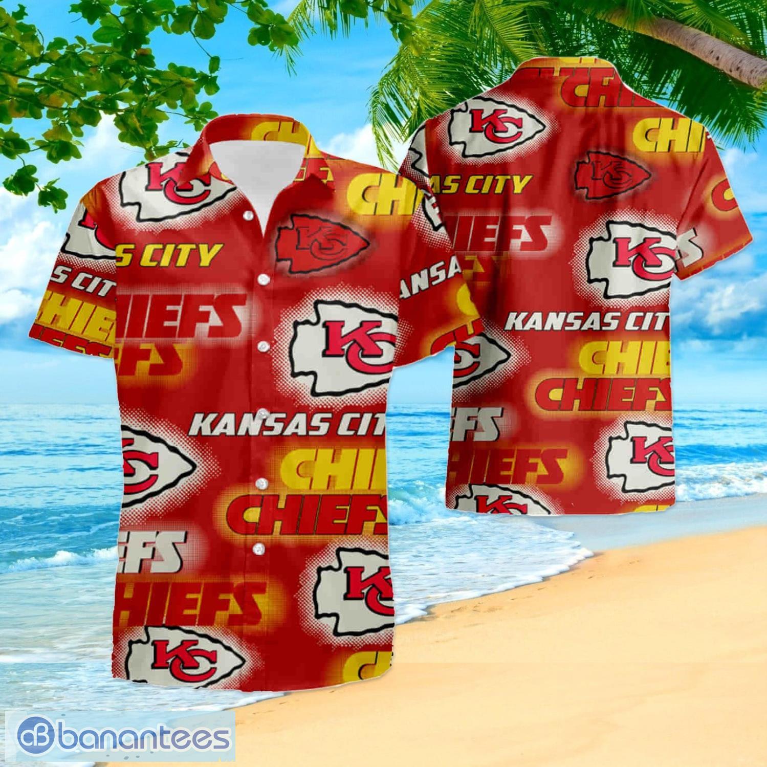 Kansas City Chiefs NFL Short Sleeve Aloha Hawaiian Shirt And Shorts Beach  Gift - Banantees