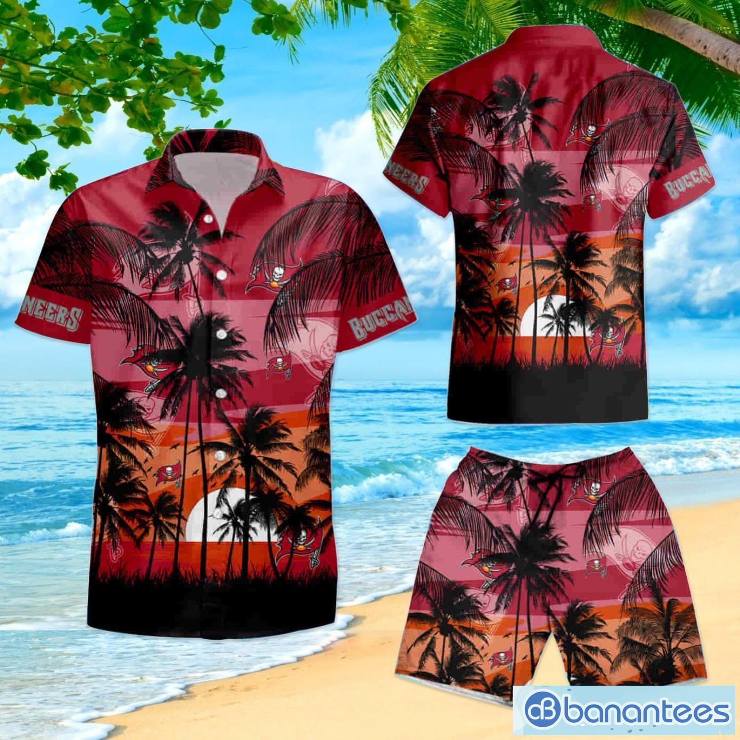 Personalized Tampa Bay Buccaneers Regular Fit Summer Hawaiian Shirt And  Shorts - Banantees