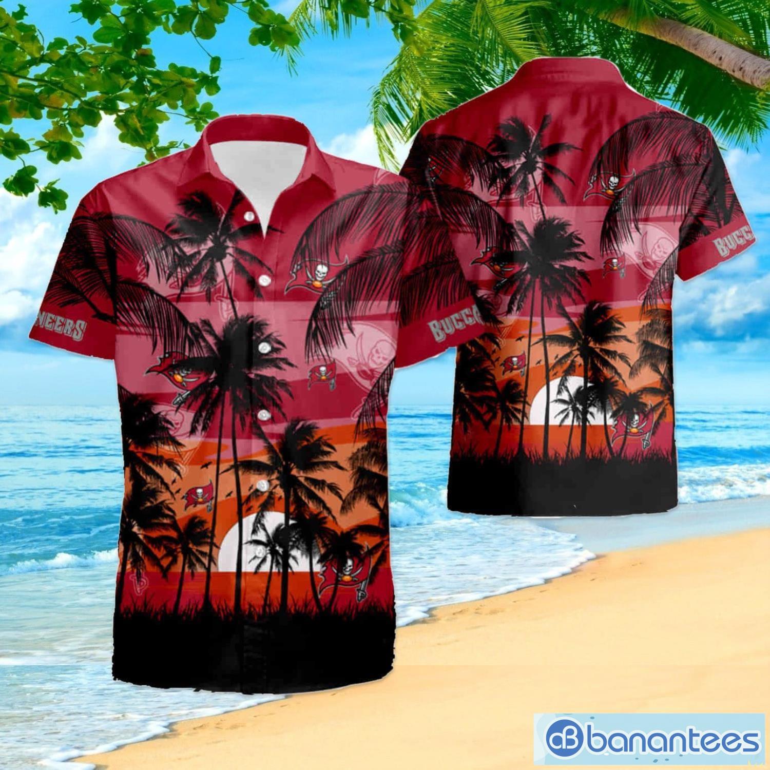 Nfl Tampa Bay Buccaneers Tropical Hawaiian Shirt And Shorts Summer Gift For Fans Product Photo 1