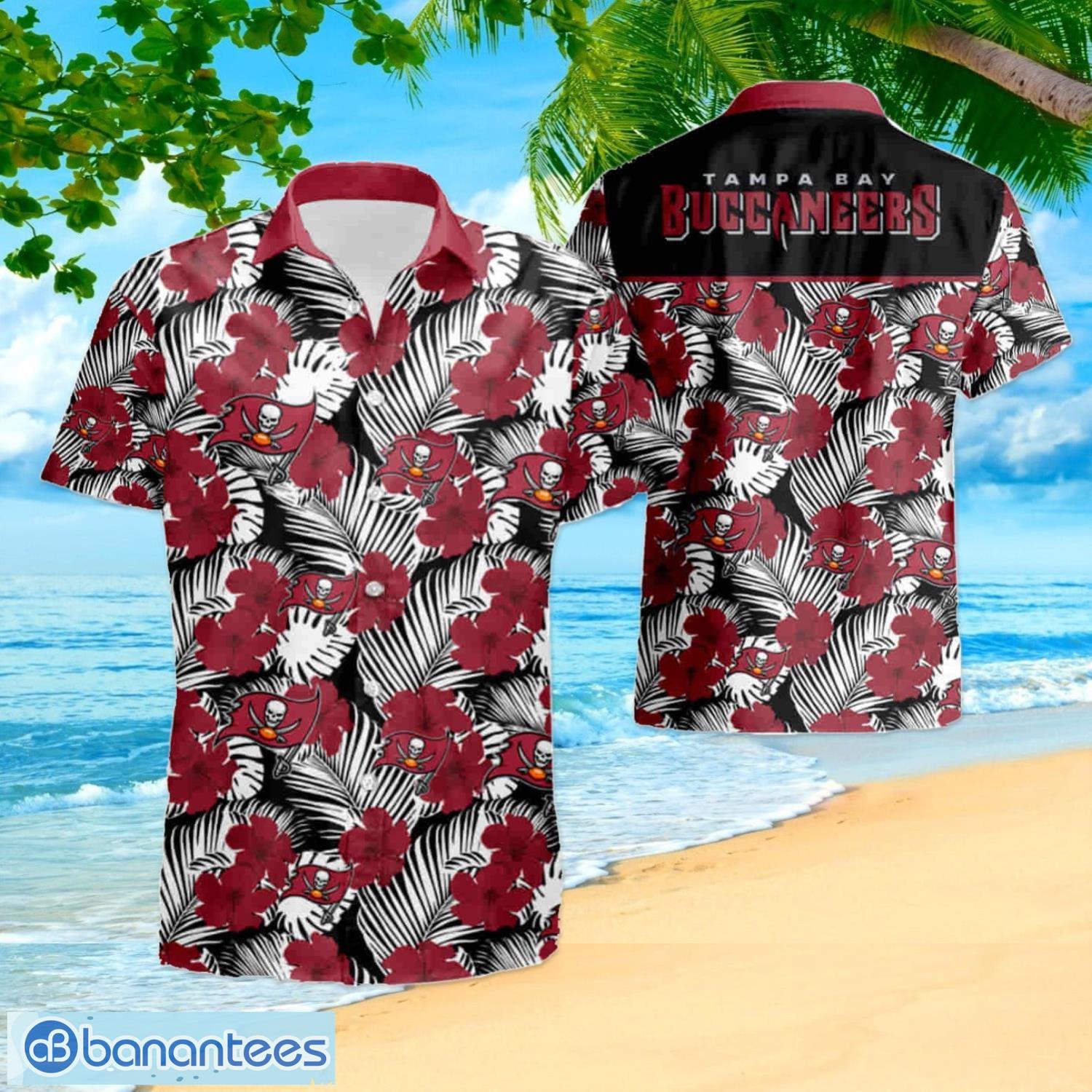 BEST Tampa Bay Buccaneers NFL Customized Summer Hawaiian Shirt