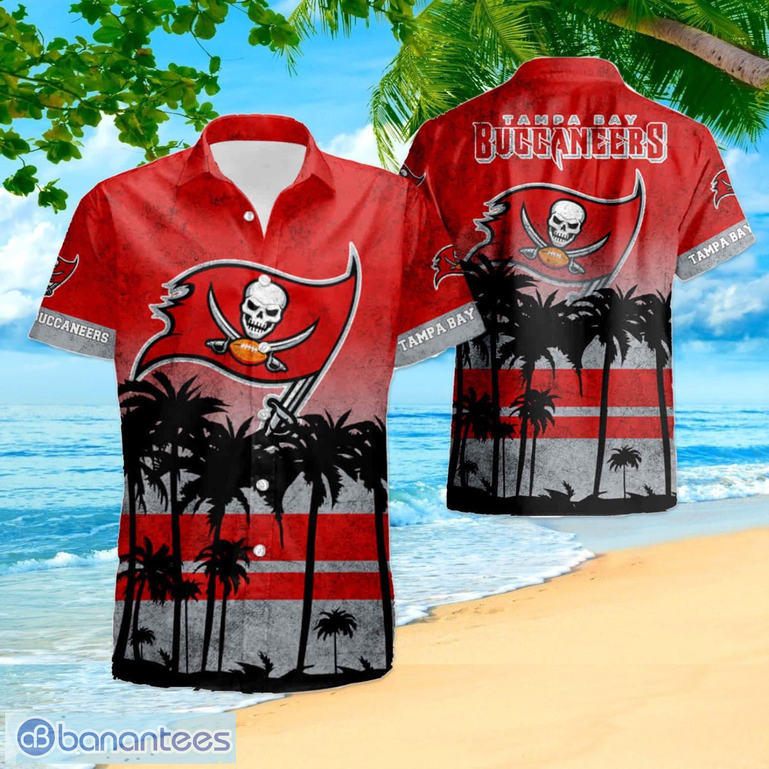 NEW Tampa Bay Buccaneers NFL Hawaiian Shirt