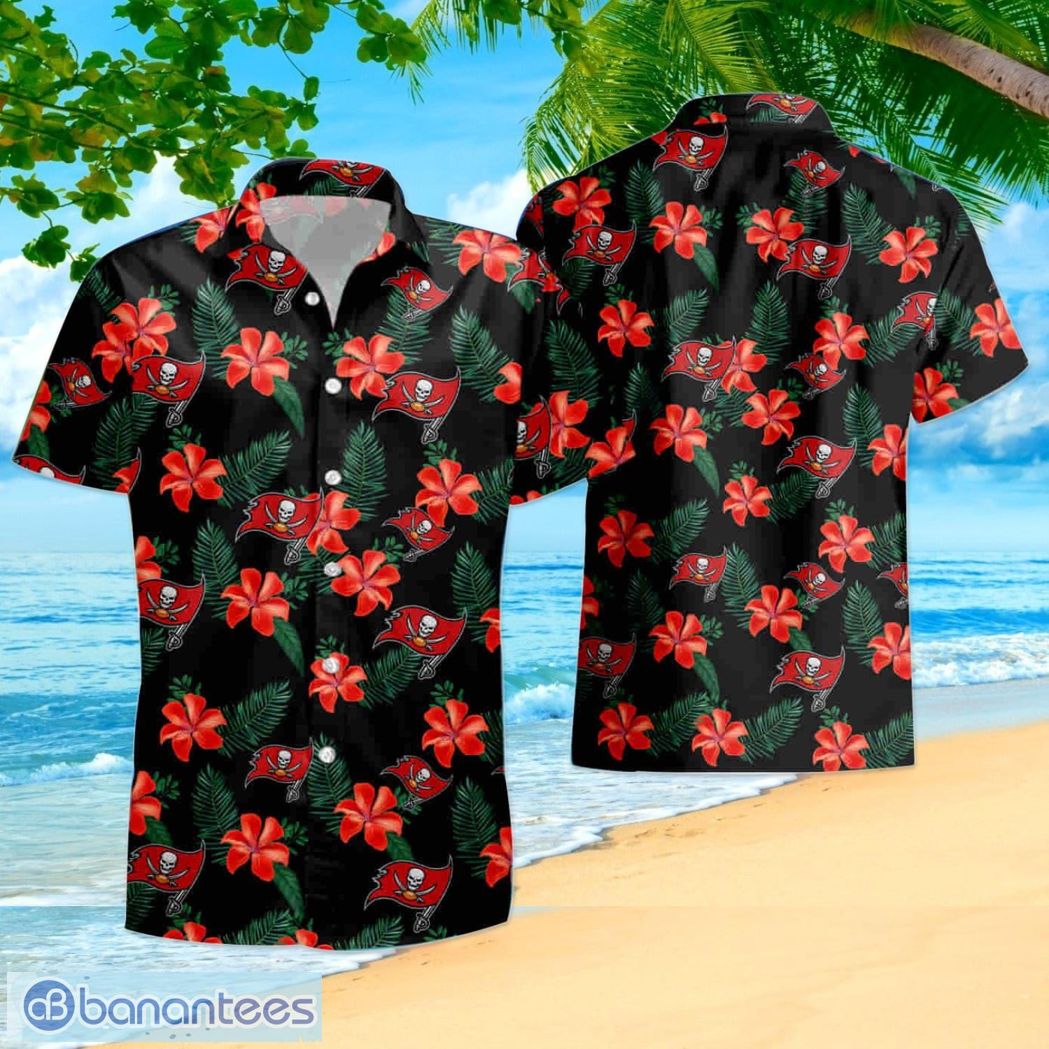 Tampa Bay Buccaneers Tropical Floral Custom Name Aloha Hawaiian Shirt