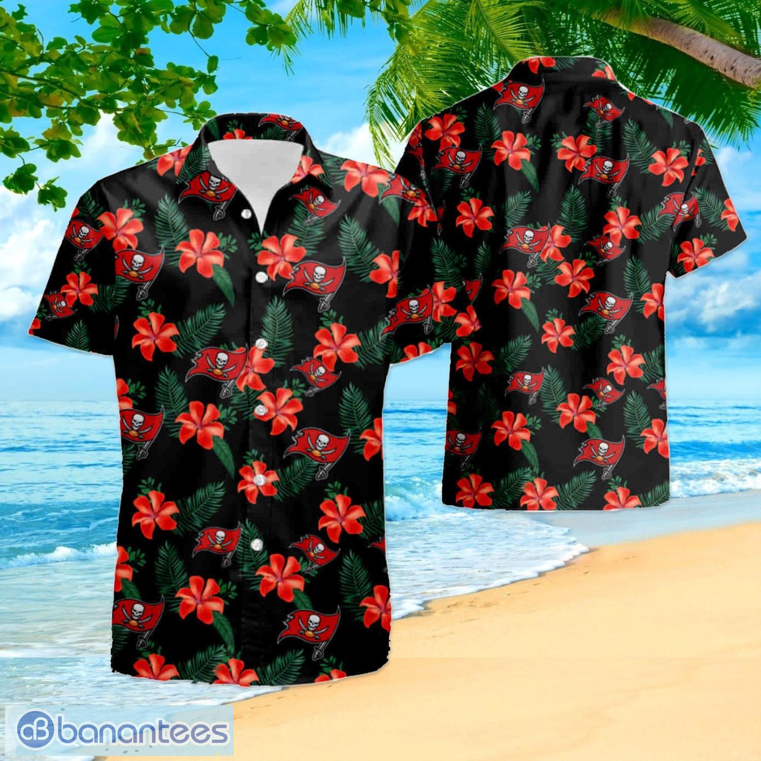 Tampa Bay Buccaneers Hawaiian Shirt Beach Short - Ingenious Gifts Your  Whole Family