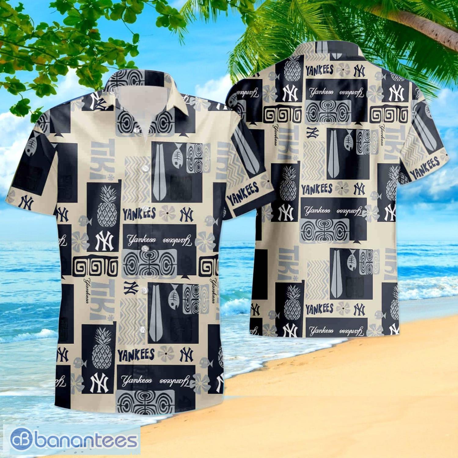 New York Yankees Retro Summer Pattern Hawaiian Shirt - Banantees