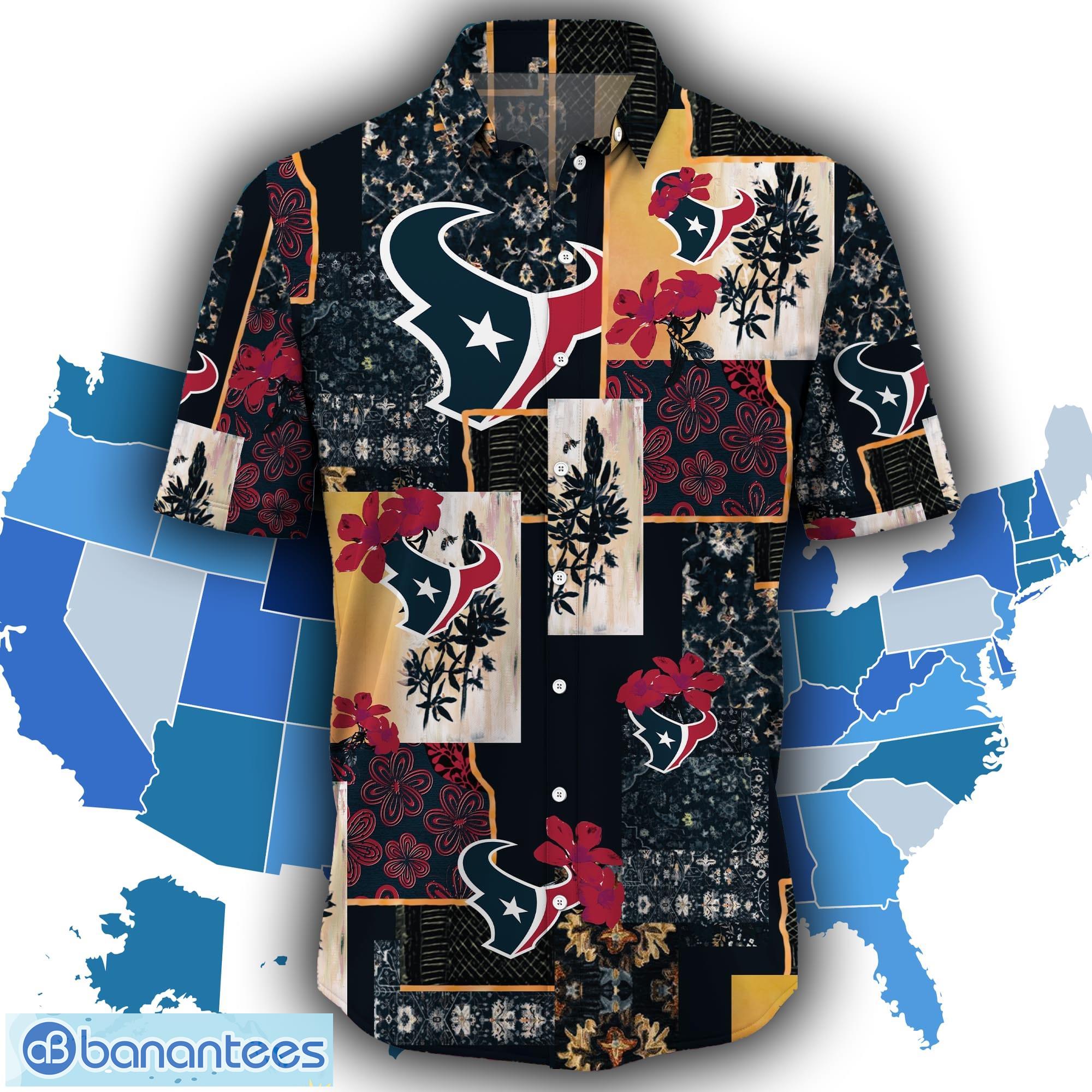 Houston Texans Custom Name NFL Hawaiian Shirt And Shorts Gift For Men And  Women Fans - Banantees