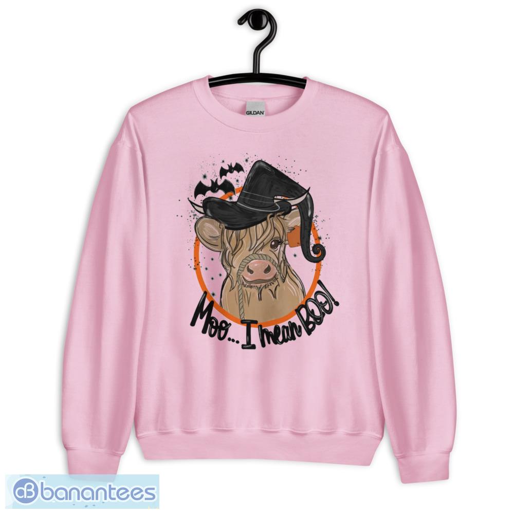 Moo I Mean Boo Funny Cow Funny Halloween T-Shirt - Unisex Heavy Blend Crewneck Sweatshirt-1