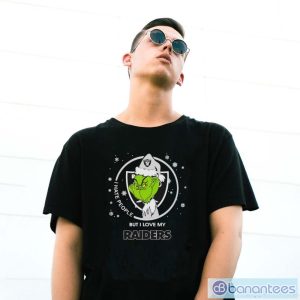 Santa Grinch I Hate People But I Love My Oakland Raiders Christmas Shirt - G500 Gildan T-Shirt