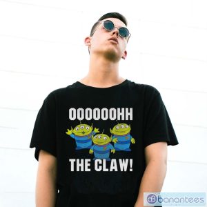 Toy Story Alien The Claw Distressed T Shirt Christmas Gift - G500 Gildan T-Shirt