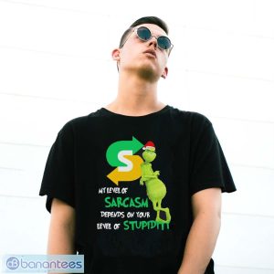 Santa Grinch my level of sarcasm depends on your level of stupidity Subway shirt - G500 Gildan T-Shirt