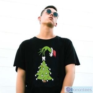 Grinch Hand Holding Tooth Dental Tree Christmas Shirt - G500 Gildan T-Shirt