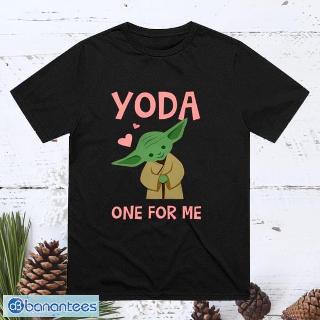 Baby Yoda Star Wars Valentine Heart Portrait Unisex T-shirt