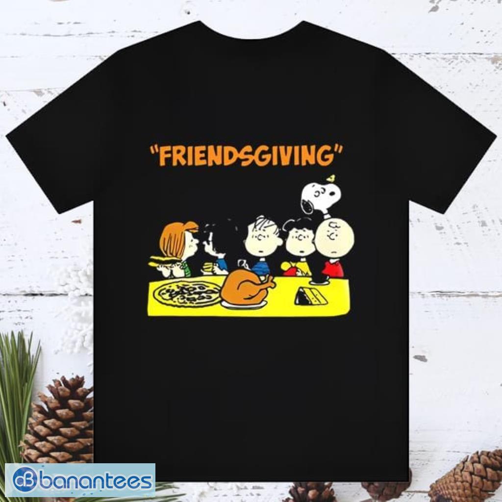 charlie brown snoopy peanuts thanksgiving friendsgiving t shirt image Charlie Brown Snoopy Peanuts Thanksgiving Friendsgiving T Shirt Product Photo 1