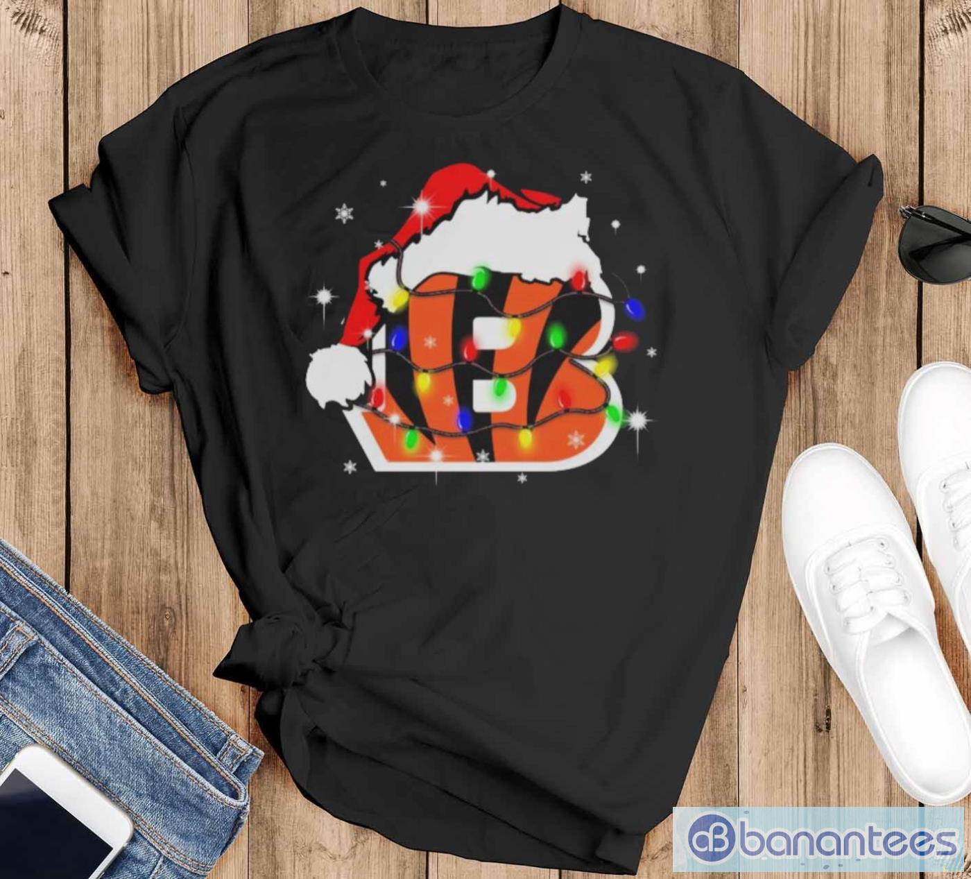 Cincinnati Bengals Santa Hat Christmas Light Shirt - Black T-Shirt Cincinnati Bengals Santa Hat Christmas Light Shirt - Black T-Shirt