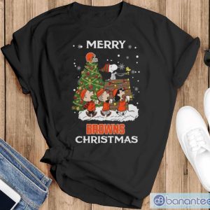 Cleveland Browns Snoopy Family Christmas Shirt - Black T-Shirt
