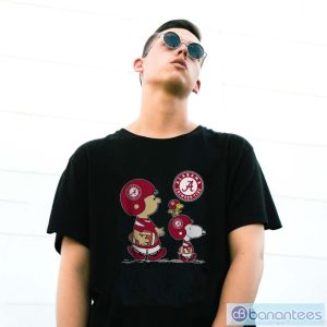 The Peanuts Charlie Brown And Snoopy Woodstock Alabama Crimson Tide Football Shirt - G500 Gildan T-Shirt