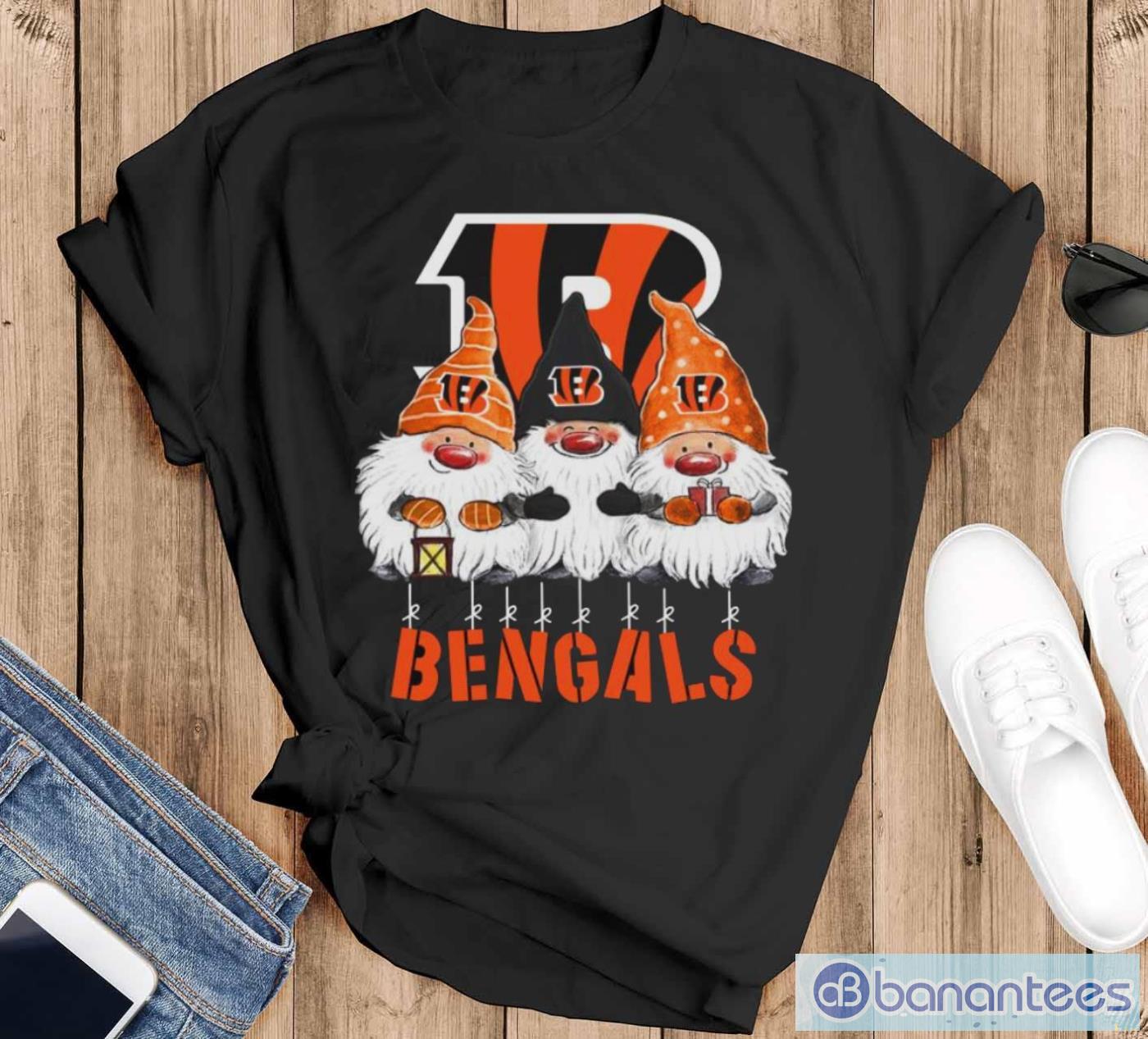 gnomies cincinnati bengals christmas image Gnomies Cincinnati Bengals Christmas - Black T-Shirt