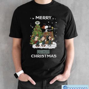 Green Bay Packers Snoopy Family Christmas Shirt - Black Unisex T-Shirt
