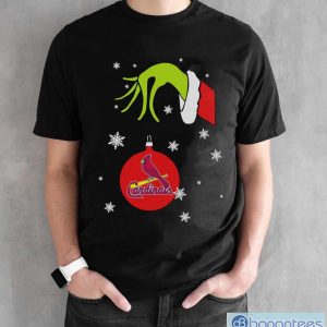 Grinch Hand holding Ornament St.Louis Cardinals Snowflake Christmas Sweater - Black Unisex T-Shirt
