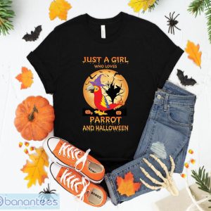 Just a girl who loves Parrot and Halloween T-Shirt Sweatshirt Hoodie Unisex Halloween Gift Product Photo 1